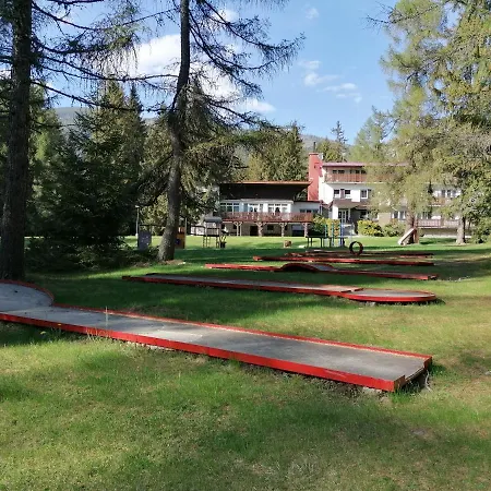 Bungalovy Pri Spojar Lodge