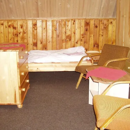 Bungalovy Pri Spojar * Ziar